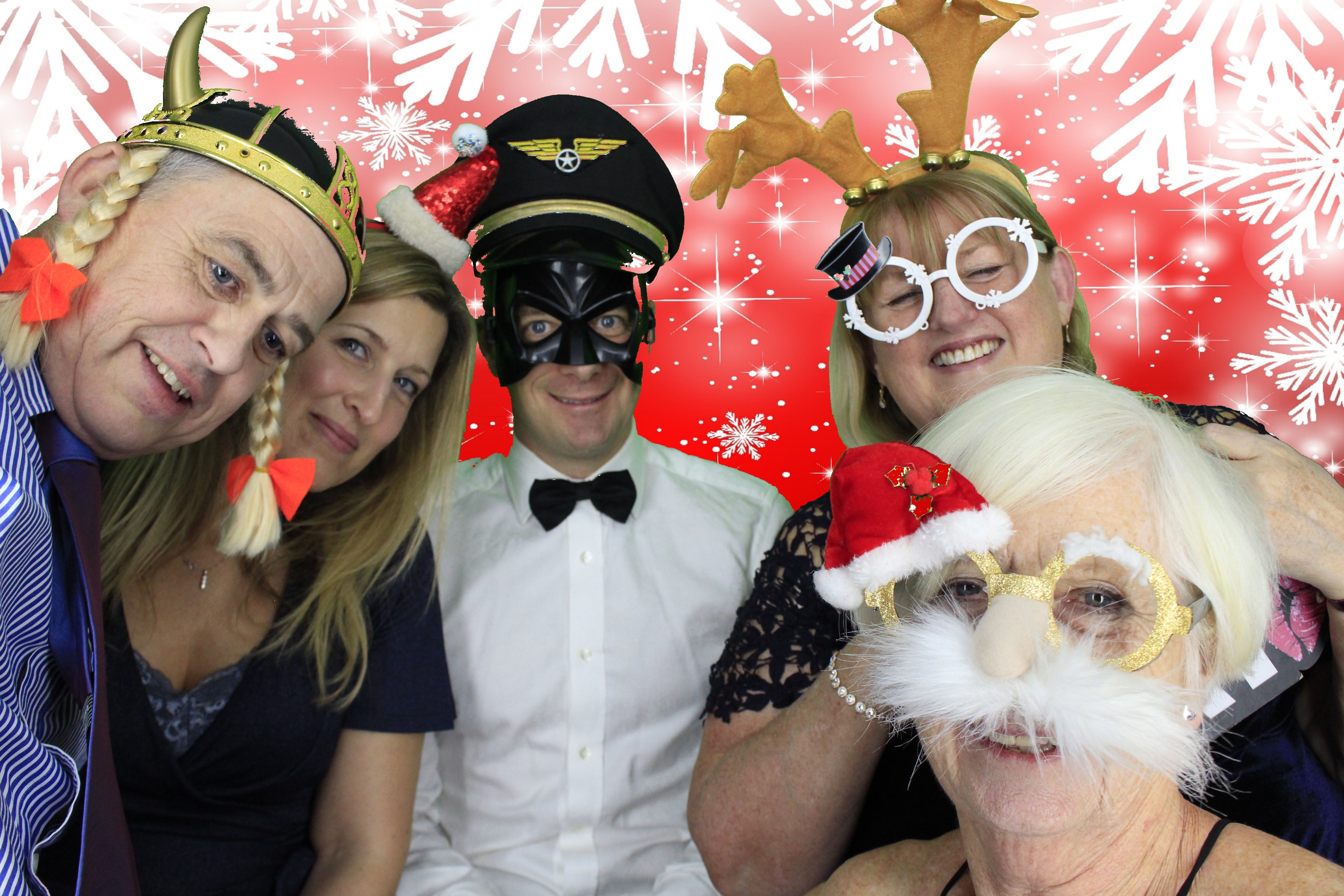 Silvermere Christmas Party  | View more photos from the event at gallery.myphotoboothexperience.co.uk/u/MyPhotoBoothExperienceLtd/Silvermere-Christmas-Party-1
